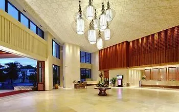 Gentle Grown Sanya Seashore Hotel